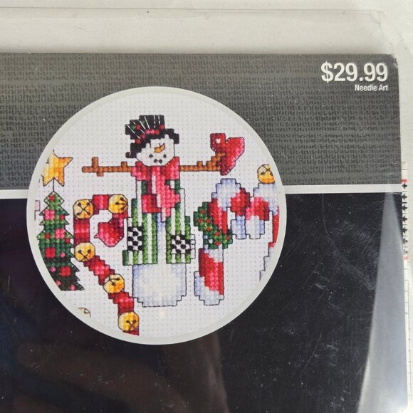 Artiste "Merry Christmas" Counted Cross Stich Kit NWT Fun Hobby Activity Crafts - Picture 4 of 9